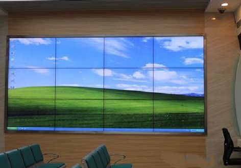 牟定液晶拼接屏的另类用法。